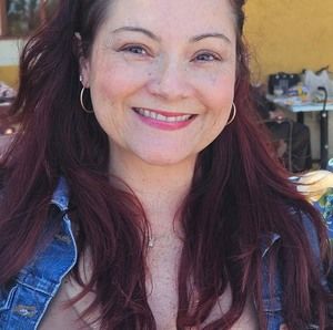 Meet your Posher, Veronica